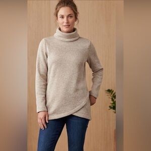 Cozy Soft Beige Turtleneck Sweatshirt – Lands’ End, Size M (12/14)